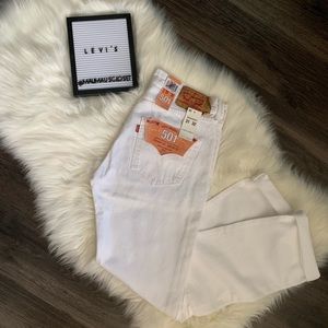 NWT Levi’s Vintage Style White 501 Straight Jeans